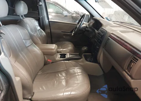 2000 Jeep Grand Cherokee Laredo z USA, uszkodzony, nr VIN 1J4GW48S1YC191748